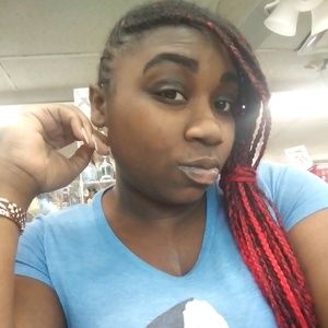 Meet your Posher, Bre